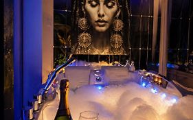 JACUZZI&SAUNA Apartament Gdańsk Centrum